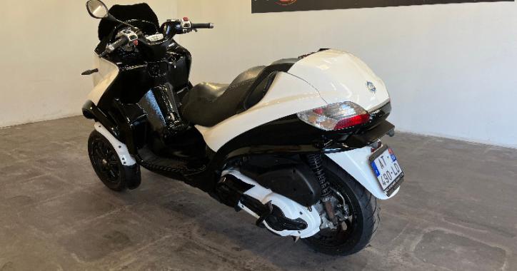 SCOOTER PIAGGIO MP3 400 CM3 DE 2010
